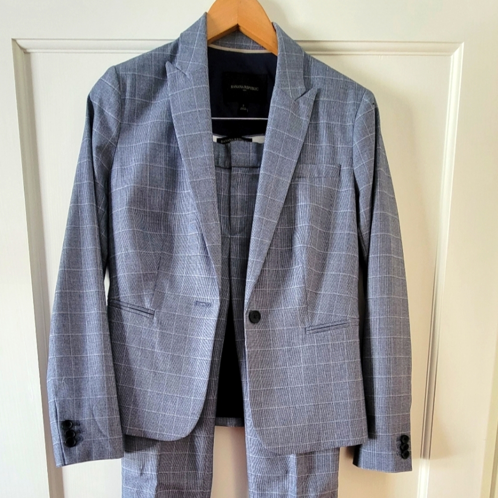 Suit